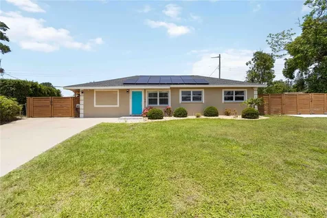 1212 Princeton Avenue Bradenton FL 34207