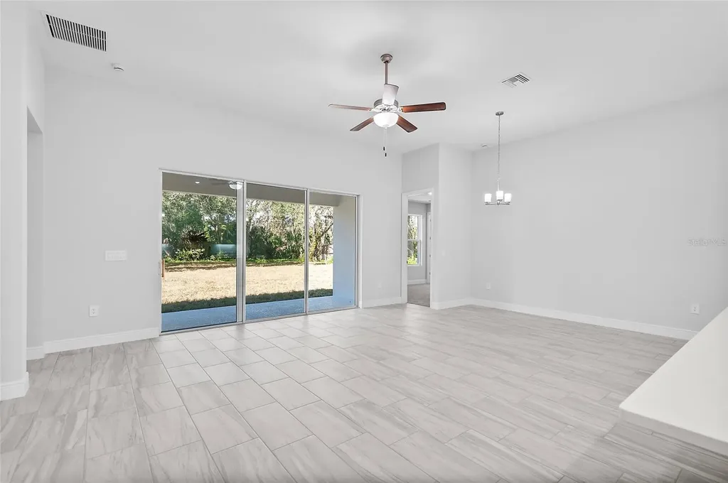 304 N Jungle Road Geneva FL 32732