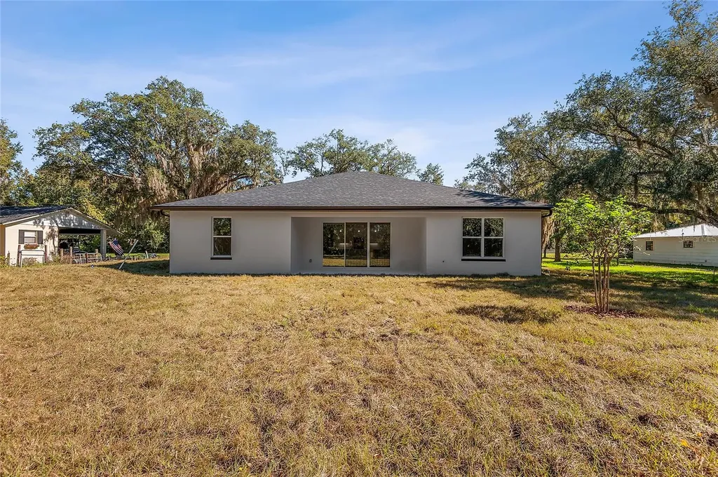 304 N Jungle Road Geneva FL 32732