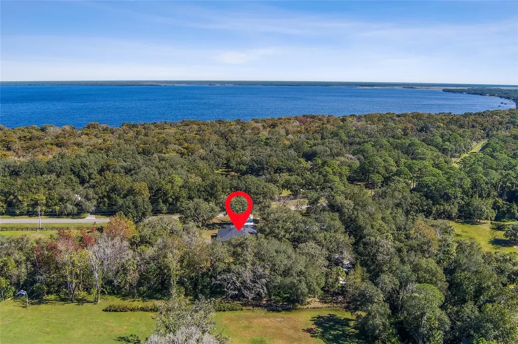 304 N Jungle Road Geneva FL 32732