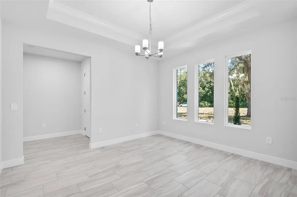 304 N Jungle Road Geneva FL 32732