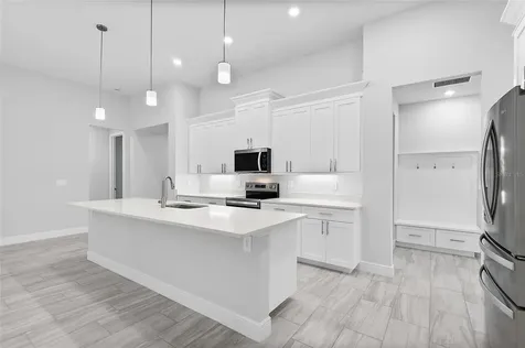 304 N Jungle Road Geneva FL 32732