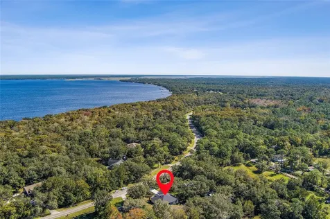 304 N Jungle Road Geneva FL 32732