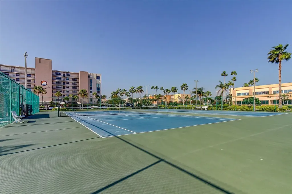 7465 Bay Island Drive S South Pasadena FL 33707