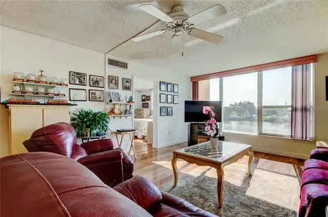 7465 Bay Island Drive S South Pasadena FL 33707