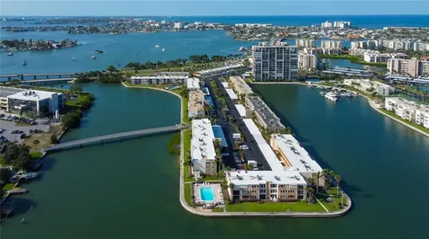 7465 Bay Island Drive S South Pasadena FL 33707