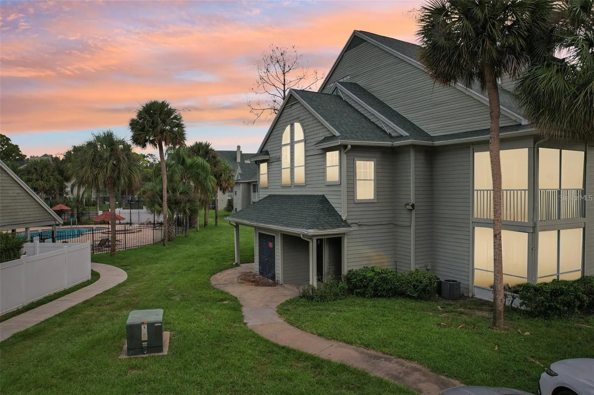 6088 Westgate Drive Orlando FL 32835