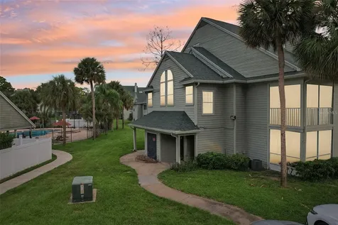 6088 Westgate Drive Orlando FL 32835