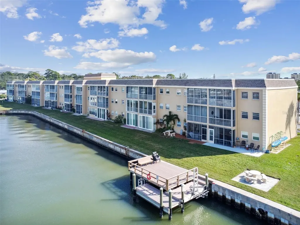 1 Boca Ciega Point Boulevard St Petersburg FL 33708