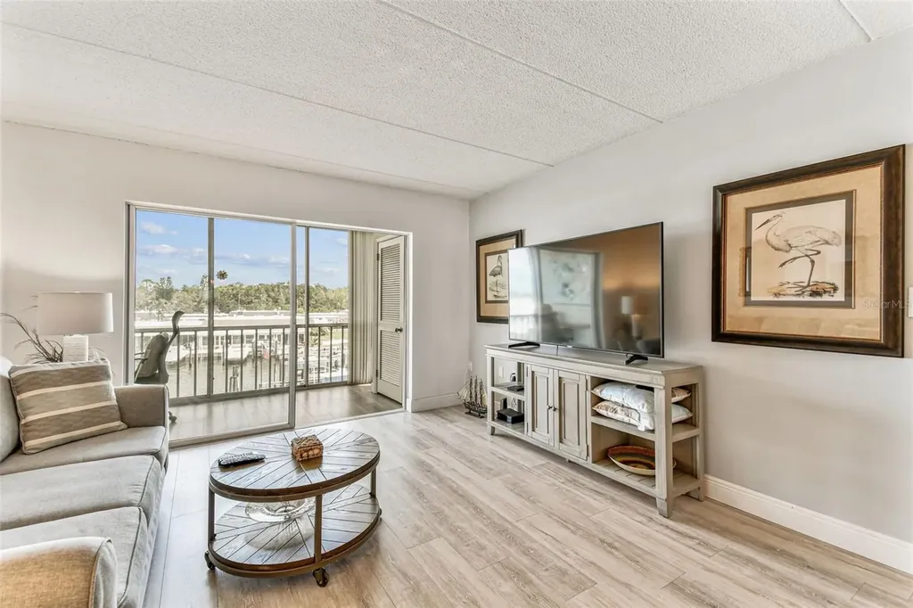 1 Boca Ciega Point Boulevard St Petersburg FL 33708