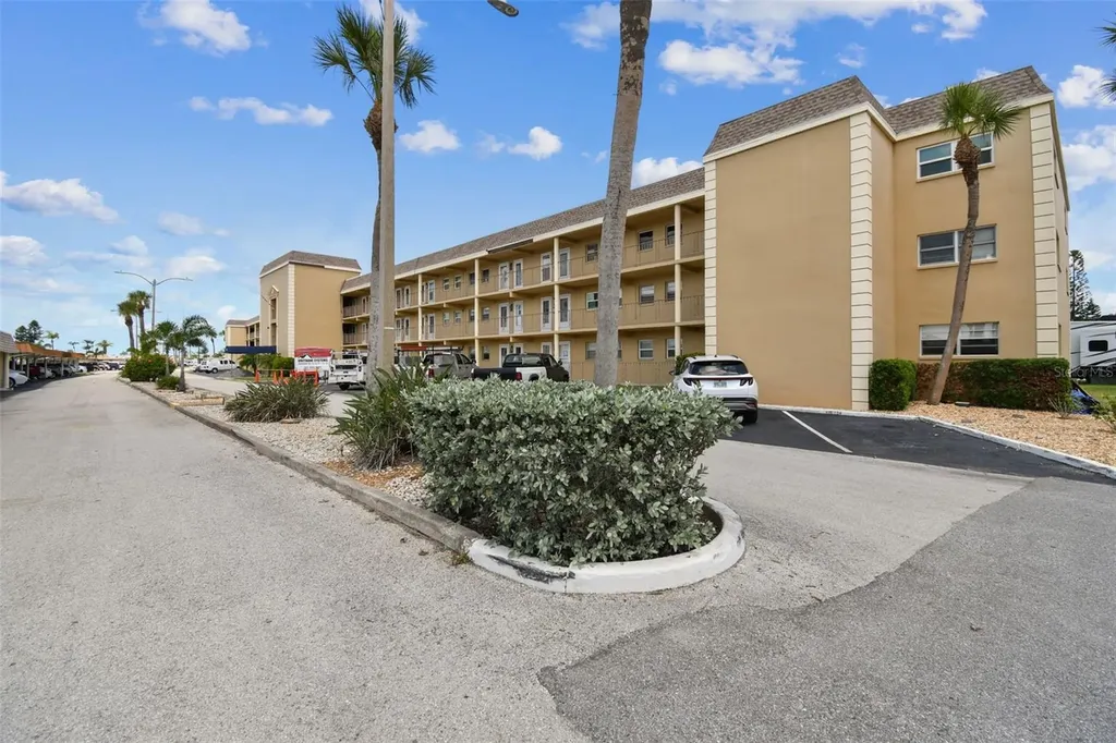 1 Boca Ciega Point Boulevard St Petersburg FL 33708