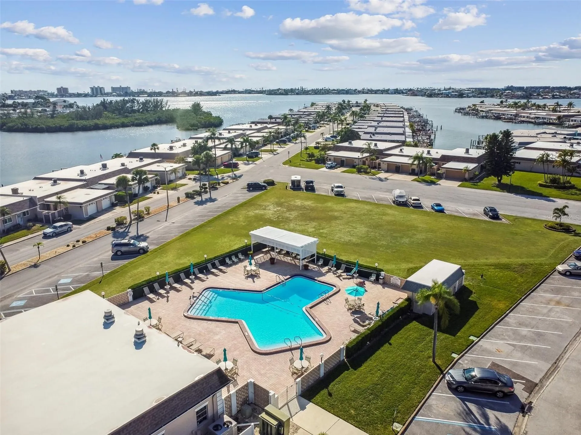 1 Boca Ciega Point Boulevard St Petersburg FL 33708
