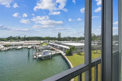 1 Boca Ciega Point Boulevard St Petersburg FL 33708