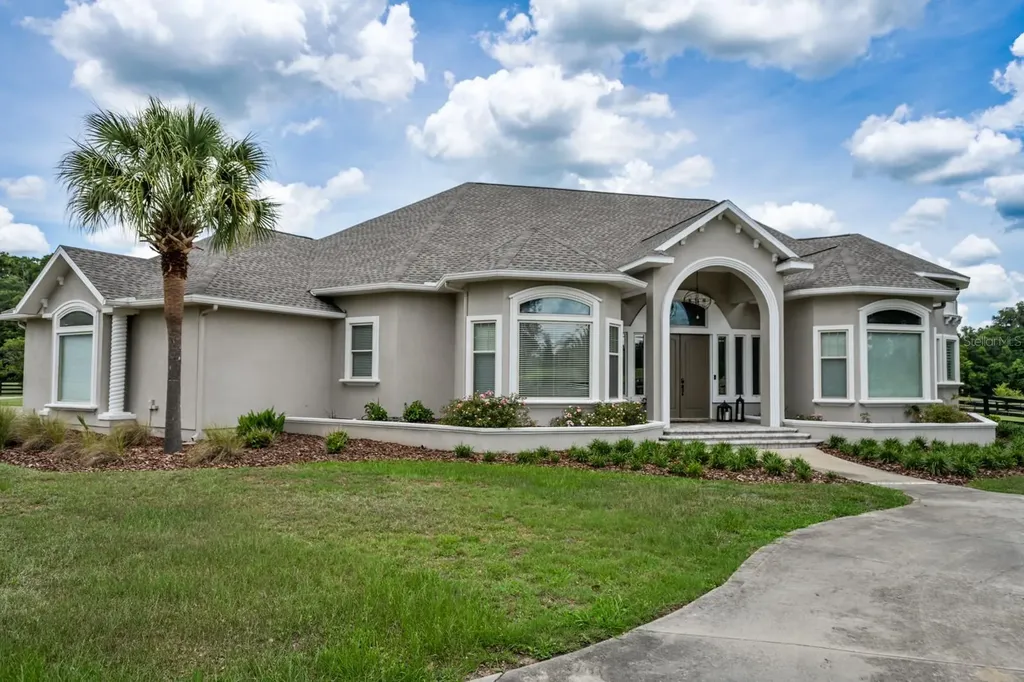 15764 NW 48th Place Alachua FL 32615