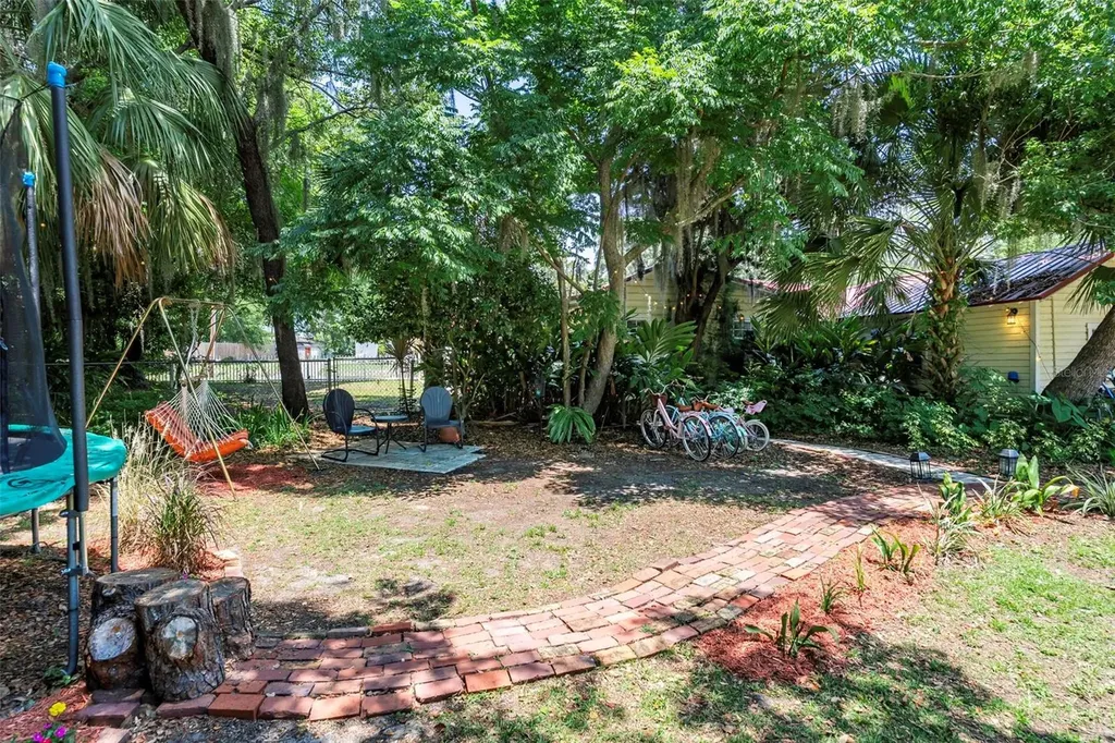 561 SE Lakeview Drive Keystone Heights FL 32656