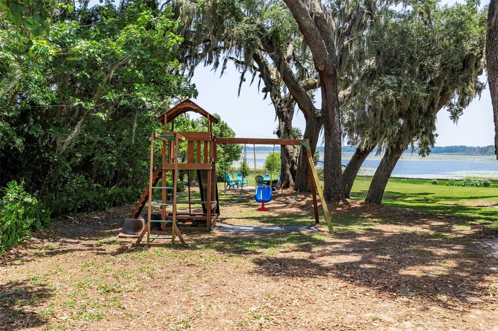 561 SE Lakeview Drive Keystone Heights FL 32656