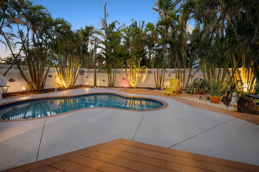 704 Gladiolus Street Anna Maria FL 34216
