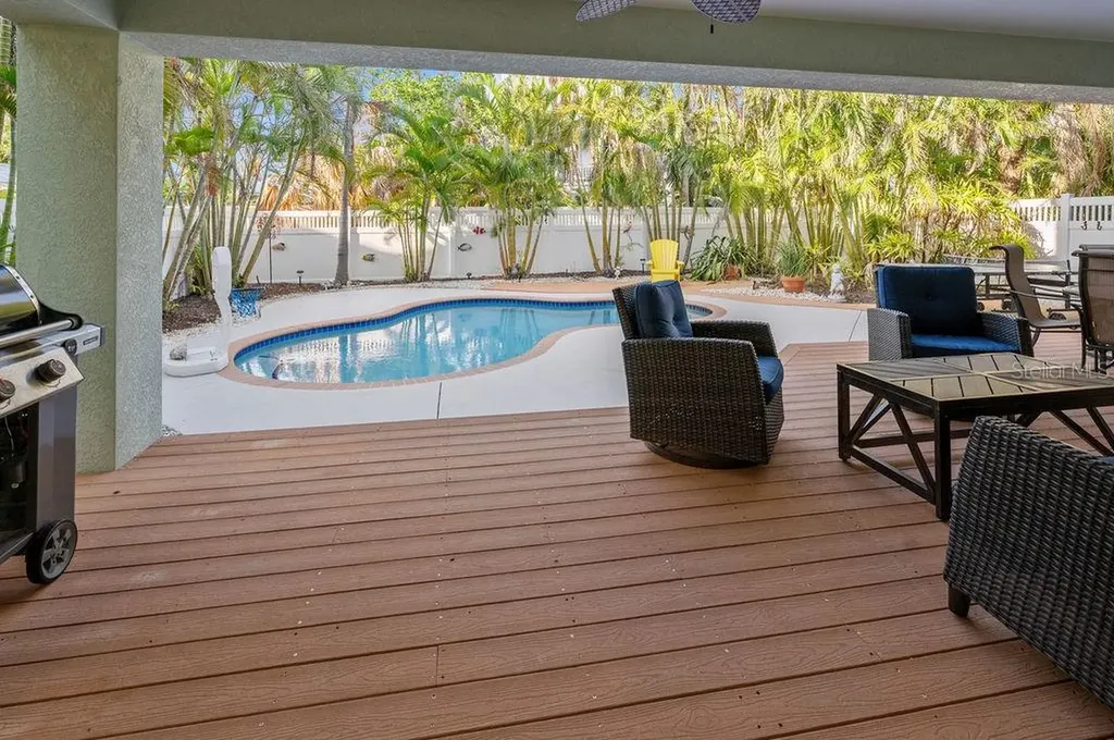 704 Gladiolus Street Anna Maria FL 34216