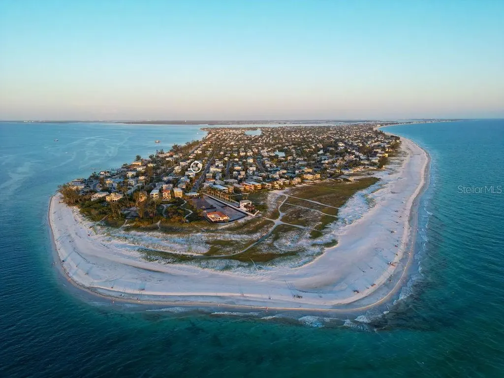 704 Gladiolus Street Anna Maria FL 34216