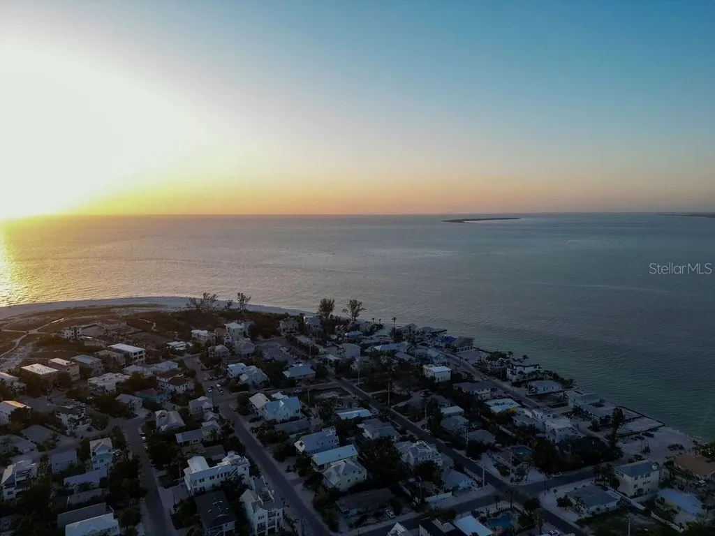 704 Gladiolus Street Anna Maria FL 34216