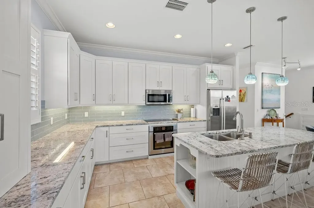 704 Gladiolus Street Anna Maria FL 34216
