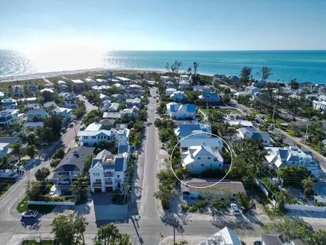 704 Gladiolus Street Anna Maria FL 34216