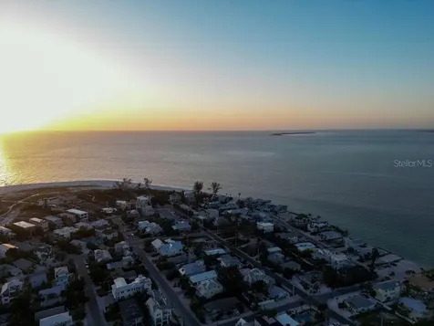 704 Gladiolus Street Anna Maria FL 34216