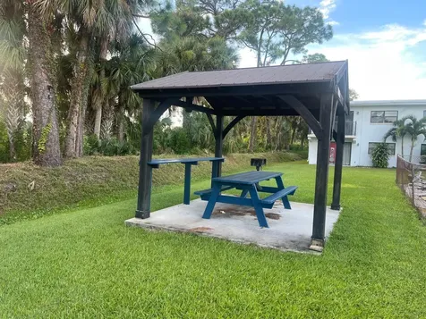 1504 Virginia Avenue Daytona Beach FL 32114