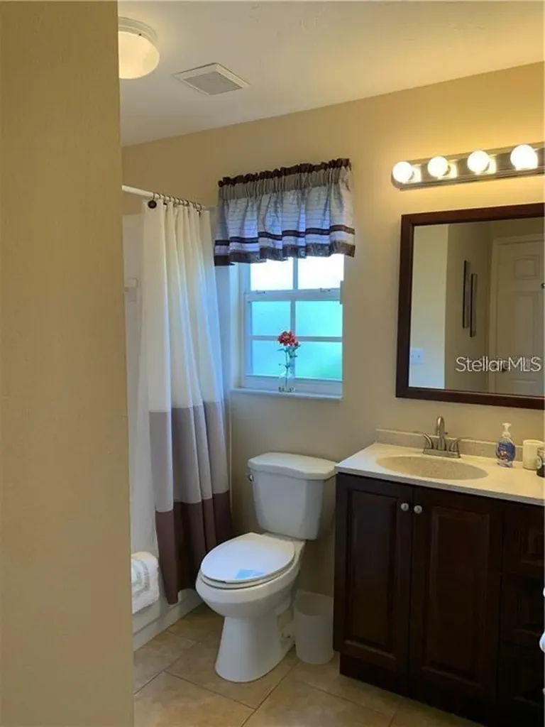 4810 Raintree Street Circle E Bradenton FL 34203
