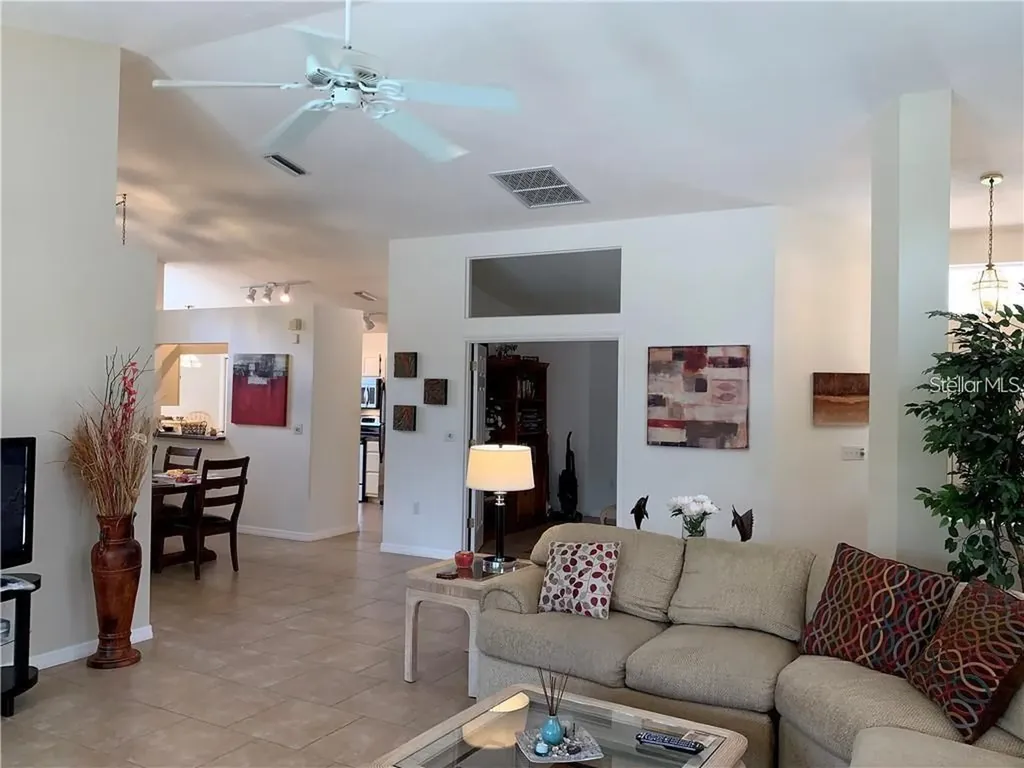 4810 Raintree Street Circle E Bradenton FL 34203