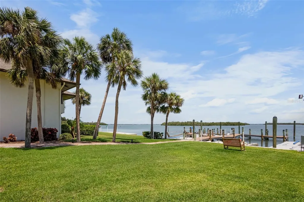 4234 Gulf Of Mexico Drive Longboat Key FL 34228