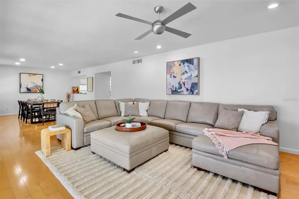 4234 Gulf Of Mexico Drive Longboat Key FL 34228