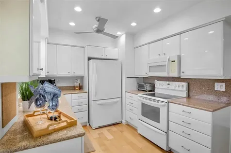 4234 Gulf Of Mexico Drive Longboat Key FL 34228