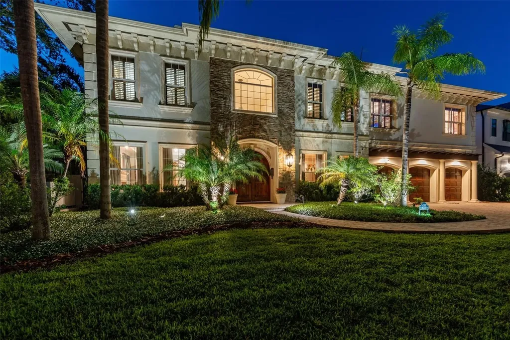 4313 W Beachway Drive Tampa FL 33609