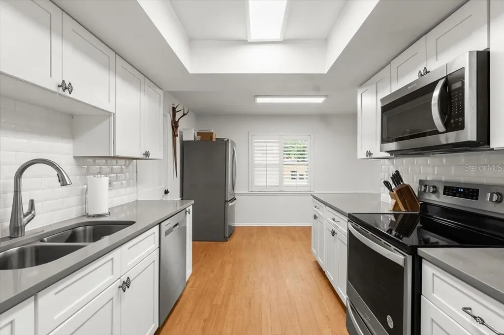 704 Lynn Avenue New Smyrna Beach FL 32168