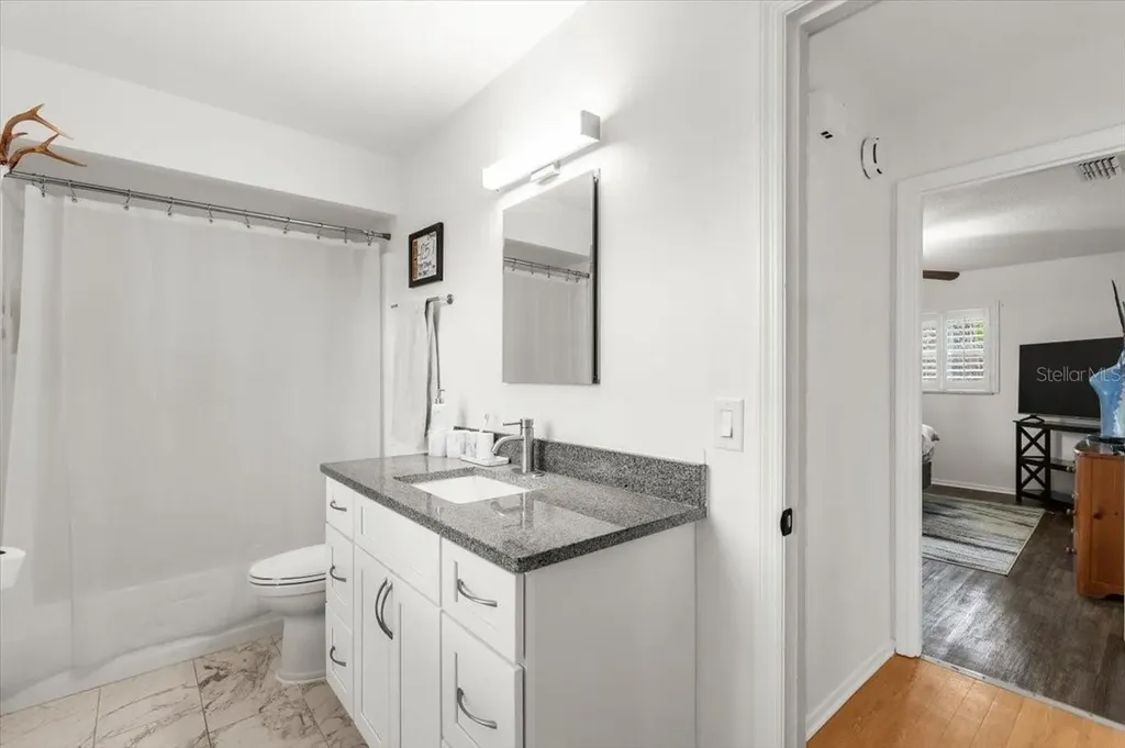 704 Lynn Avenue New Smyrna Beach FL 32168
