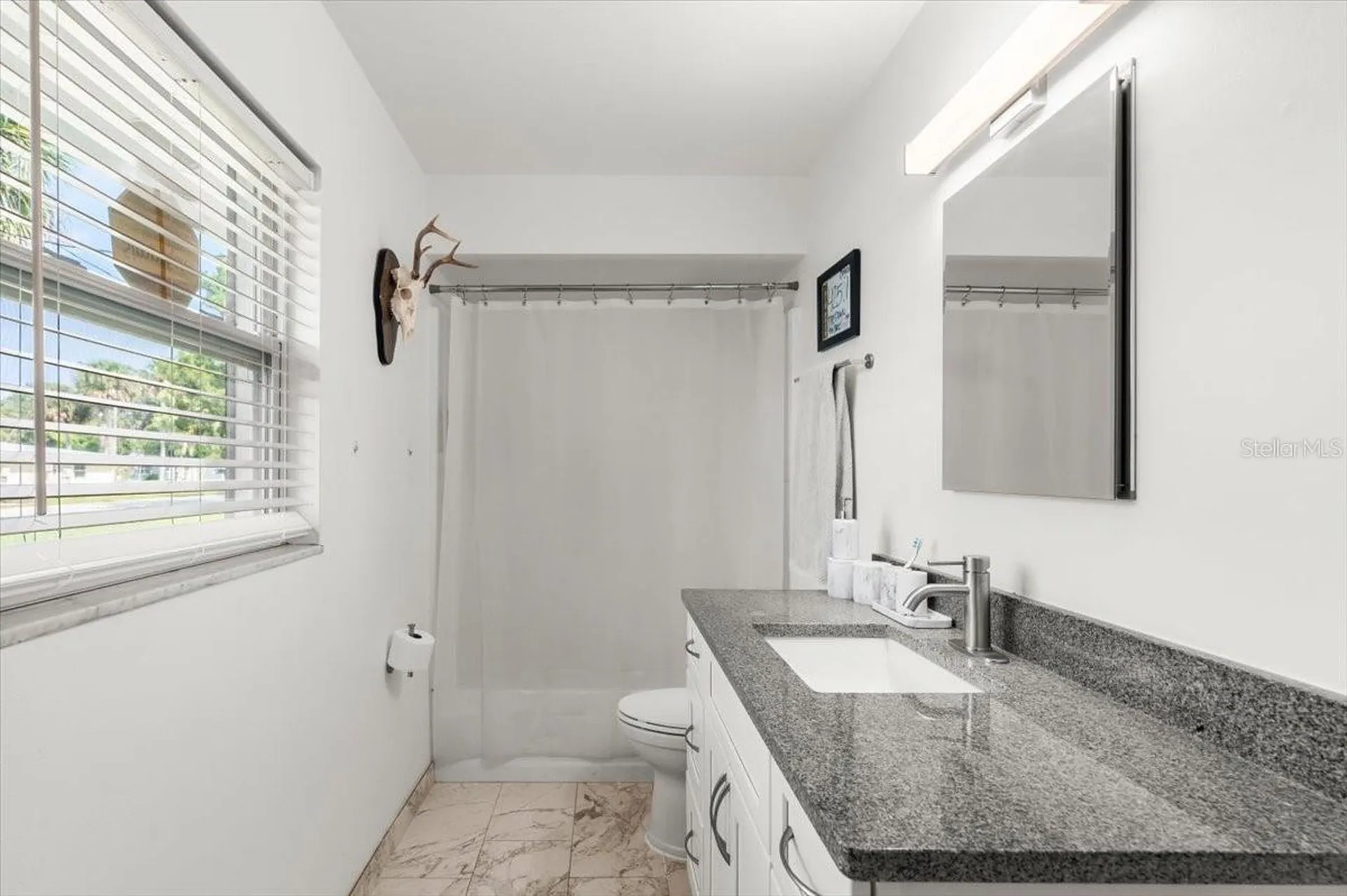 704 Lynn Avenue New Smyrna Beach FL 32168