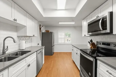 704 Lynn Avenue New Smyrna Beach FL 32168