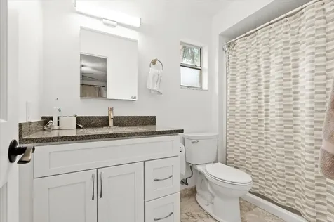 704 Lynn Avenue New Smyrna Beach FL 32168