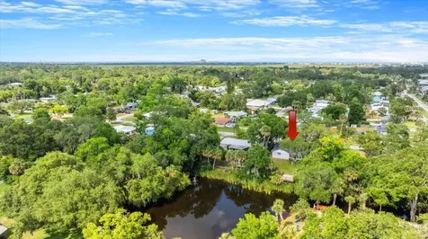 704 Lynn Avenue New Smyrna Beach FL 32168