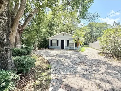 1523 S Mellonville Avenue Sanford FL 32771