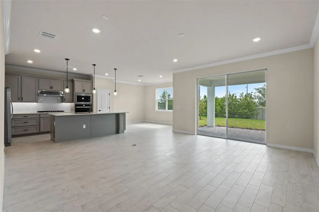 10245 Park Estates Avenue Orlando FL 32836