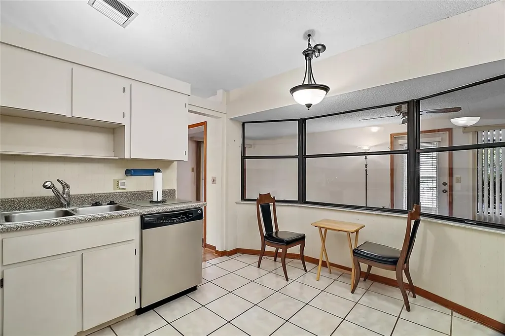 501 Cherry Tree Street Eustis FL 32726