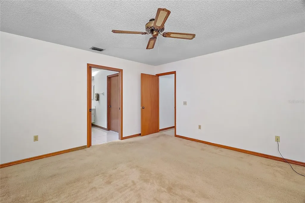 501 Cherry Tree Street Eustis FL 32726