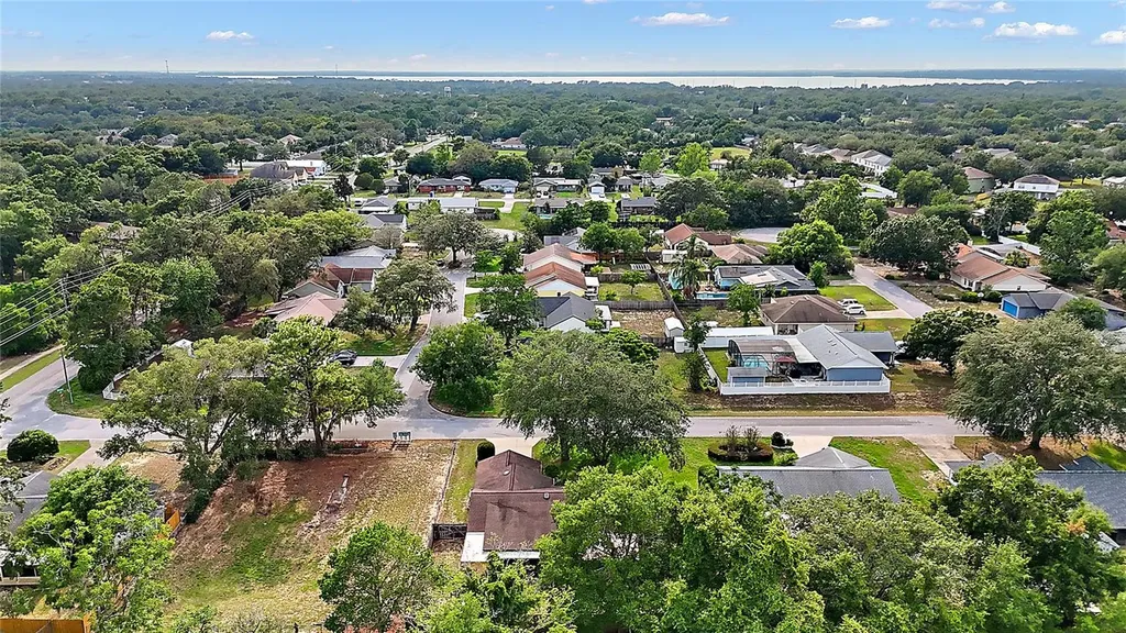 501 Cherry Tree Street Eustis FL 32726