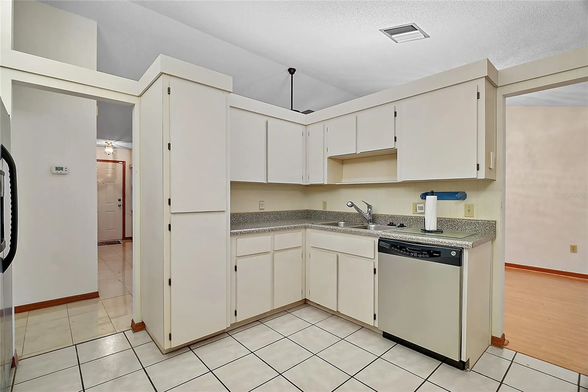 501 Cherry Tree Street Eustis FL 32726
