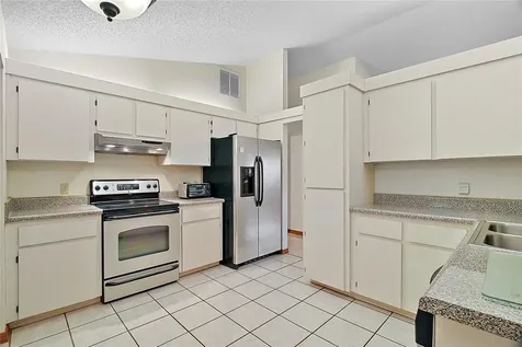 501 Cherry Tree Street Eustis FL 32726
