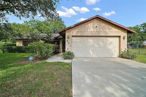 501 Cherry Tree Street Eustis FL 32726
