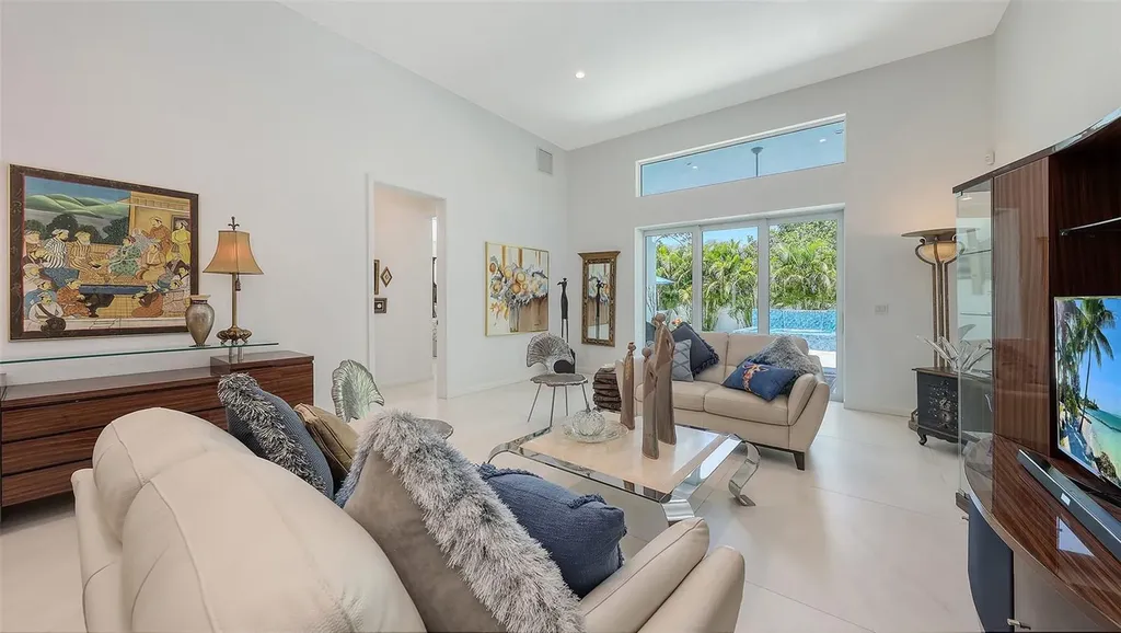 2135 Hyde Park Street Sarasota FL 34239