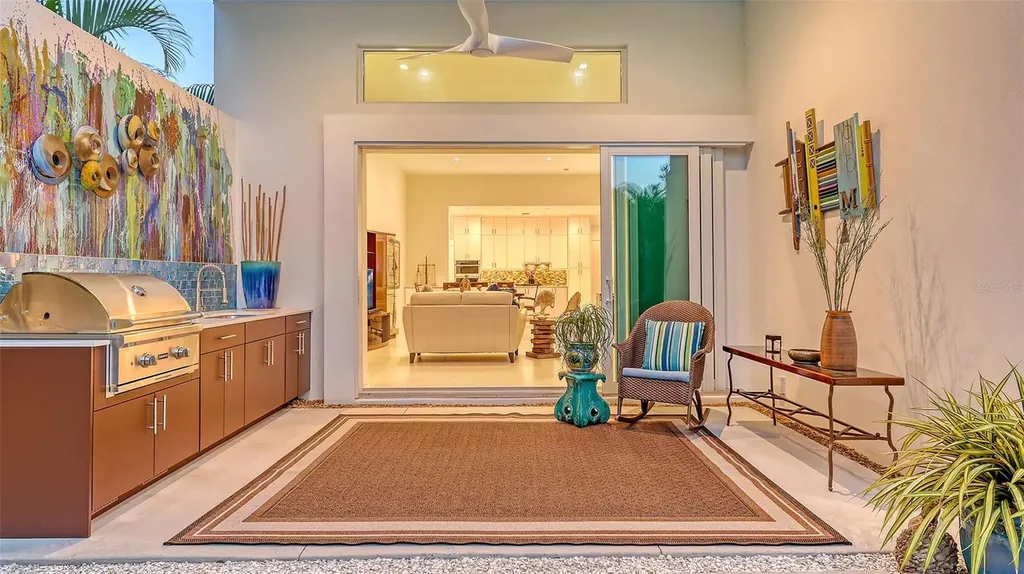 2135 Hyde Park Street Sarasota FL 34239